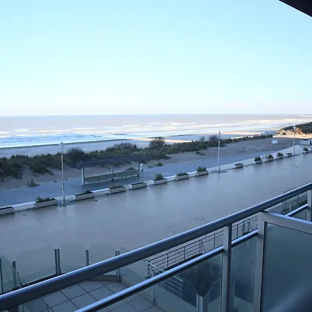 Scorpio Bi201 With Frontal Sea View * Nieuwpoort