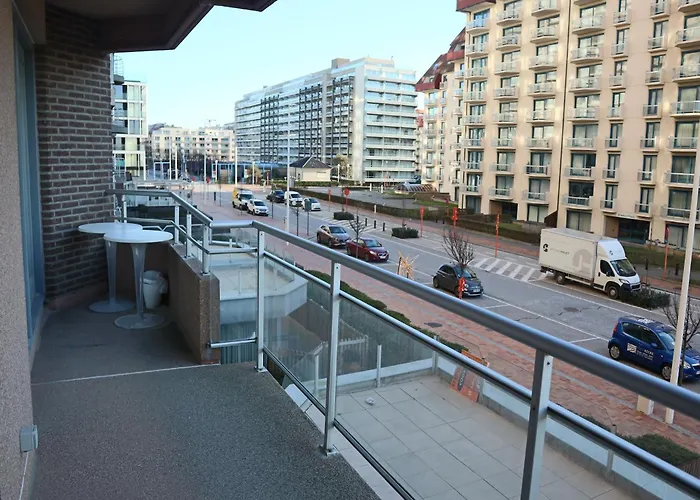 Romantic Coastal Escape Apartment